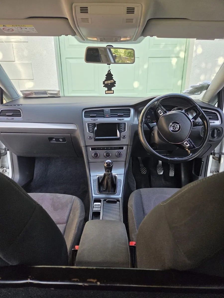 Volkswagen Golf 2014 TL 1.6 TDI  90 BHP. - Image 2
