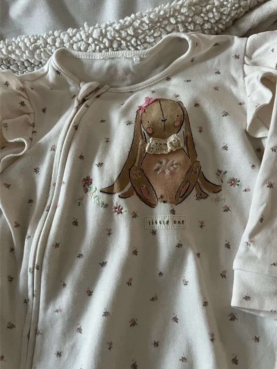 Girls new next sleeping suit 9/12 mths €2 - Image 2