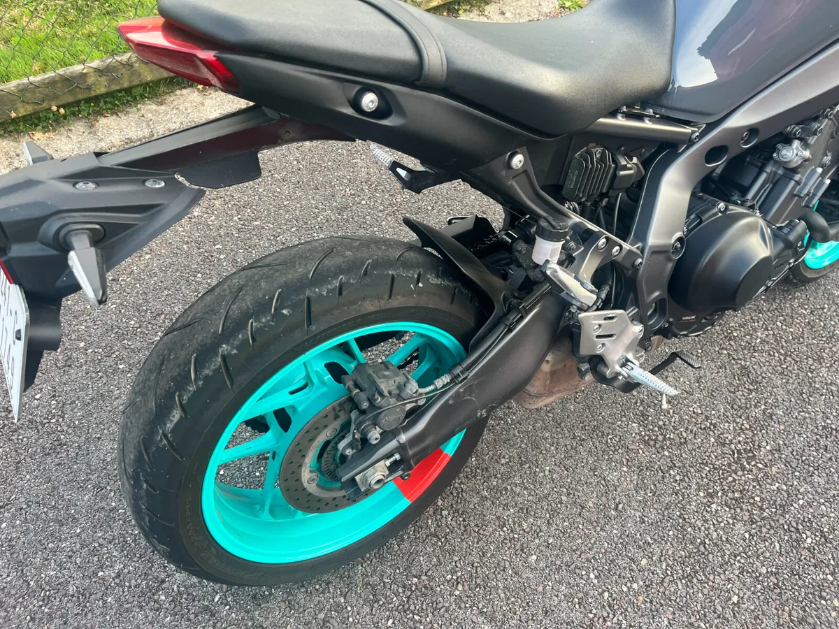 2024 YAMAHA MT 09 - Image 4