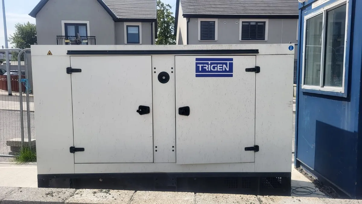 110KVA Trigen iveco engine genarator - Three phase - Image 1