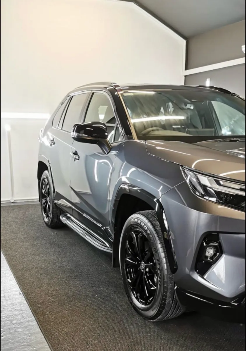 Genuine Toyota RAV4 side steps - Image 1