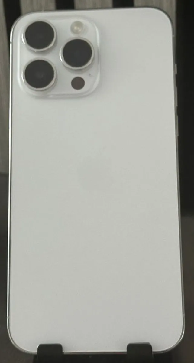 Apple iPhone 14 Pro Max - Image 2