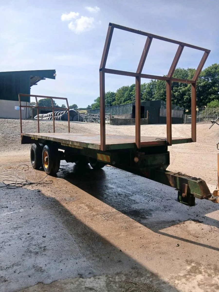 Bale trailer - Image 4