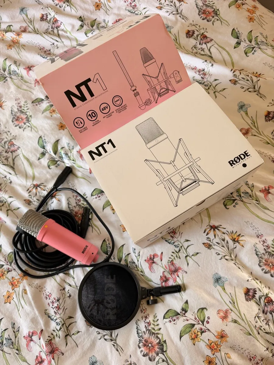 Rode NT1 streaming and podcast microphone - Image 1