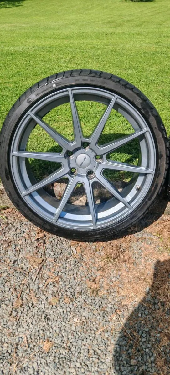 Bmw staggered 20 inch alloy f10 - Image 2