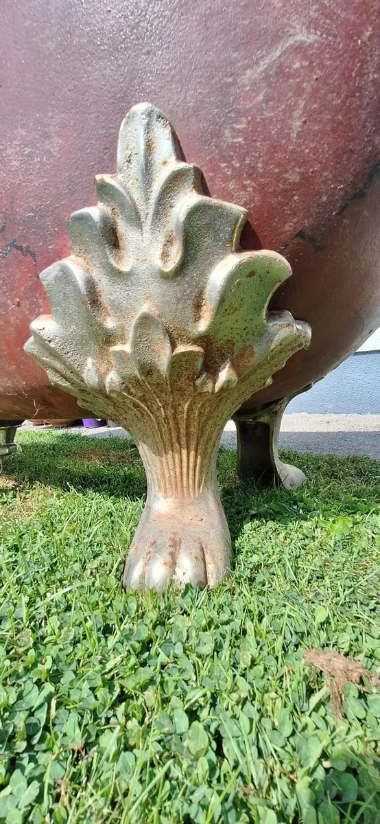 Cast iron double slipper bath - Image 2