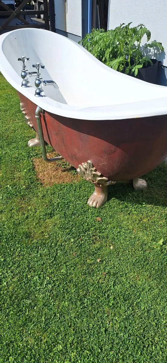 Cast iron double slipper bath - Image 1