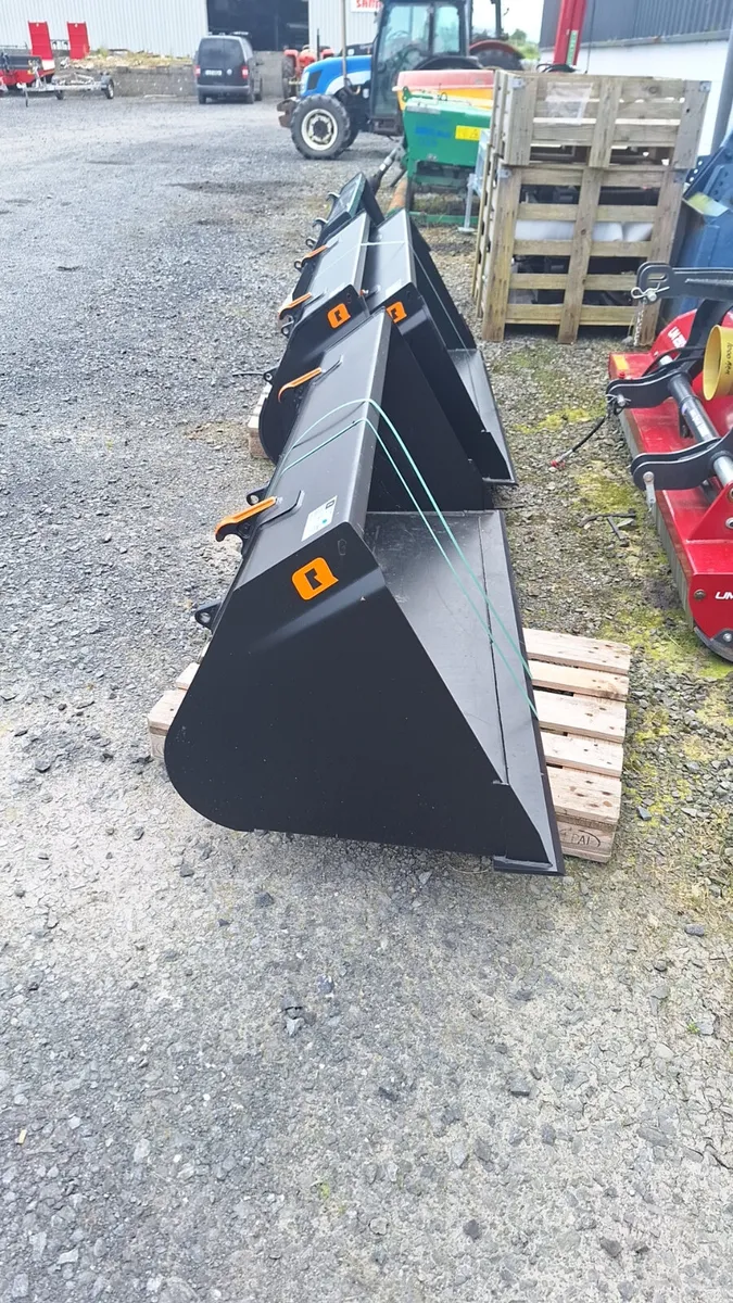 Quicke GM 190 Loader Bucket - Image 2