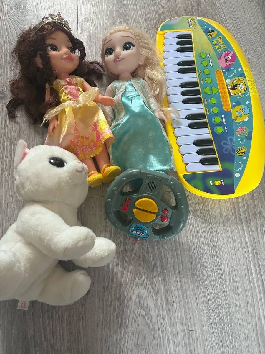 Small toy bundle