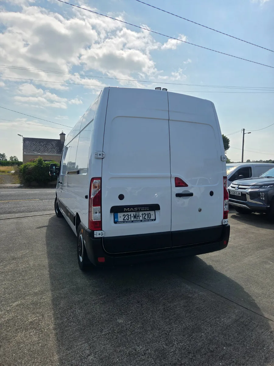 Renault Master 2023 - Image 4