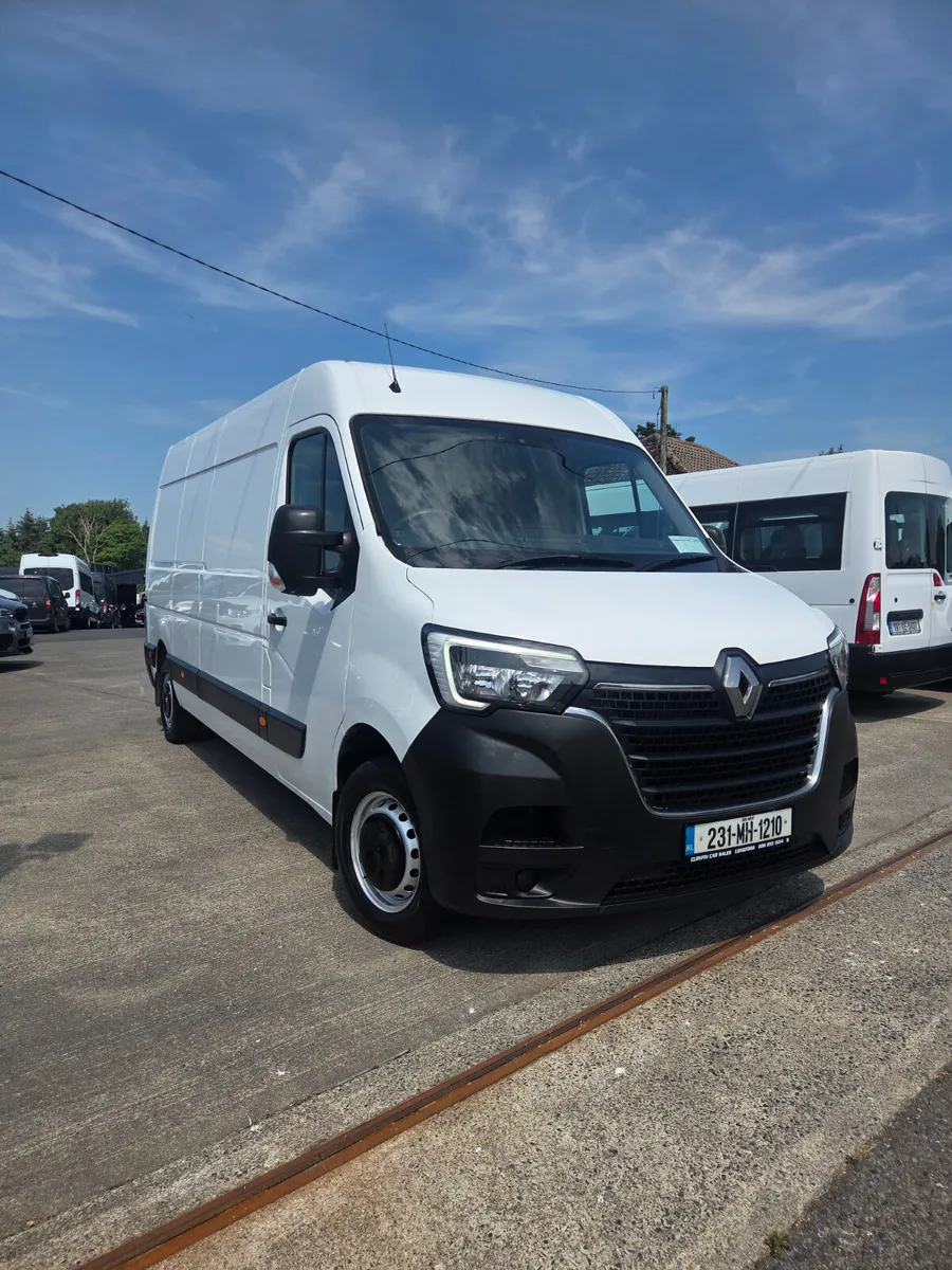 Renault Master 2023 - Image 2