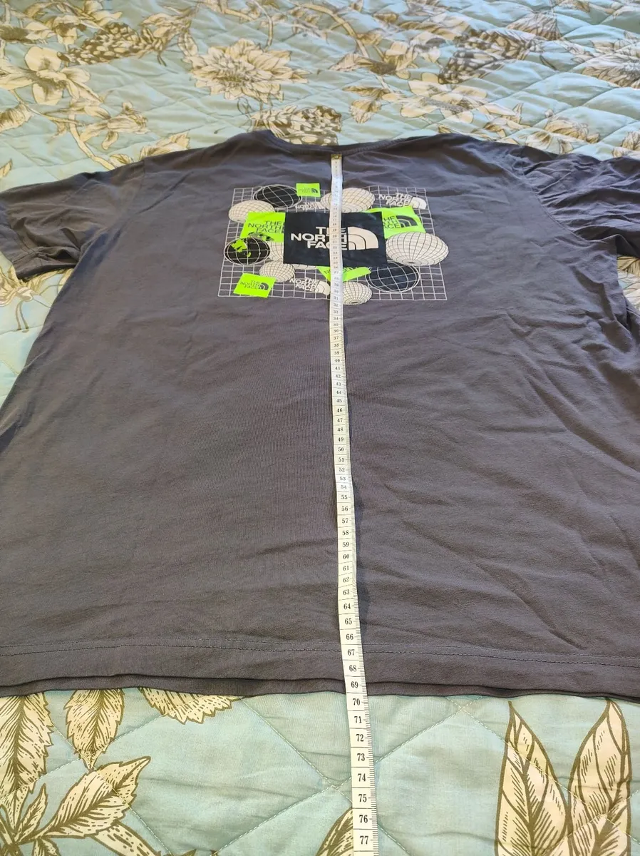 The North Face T-shirt - Image 4