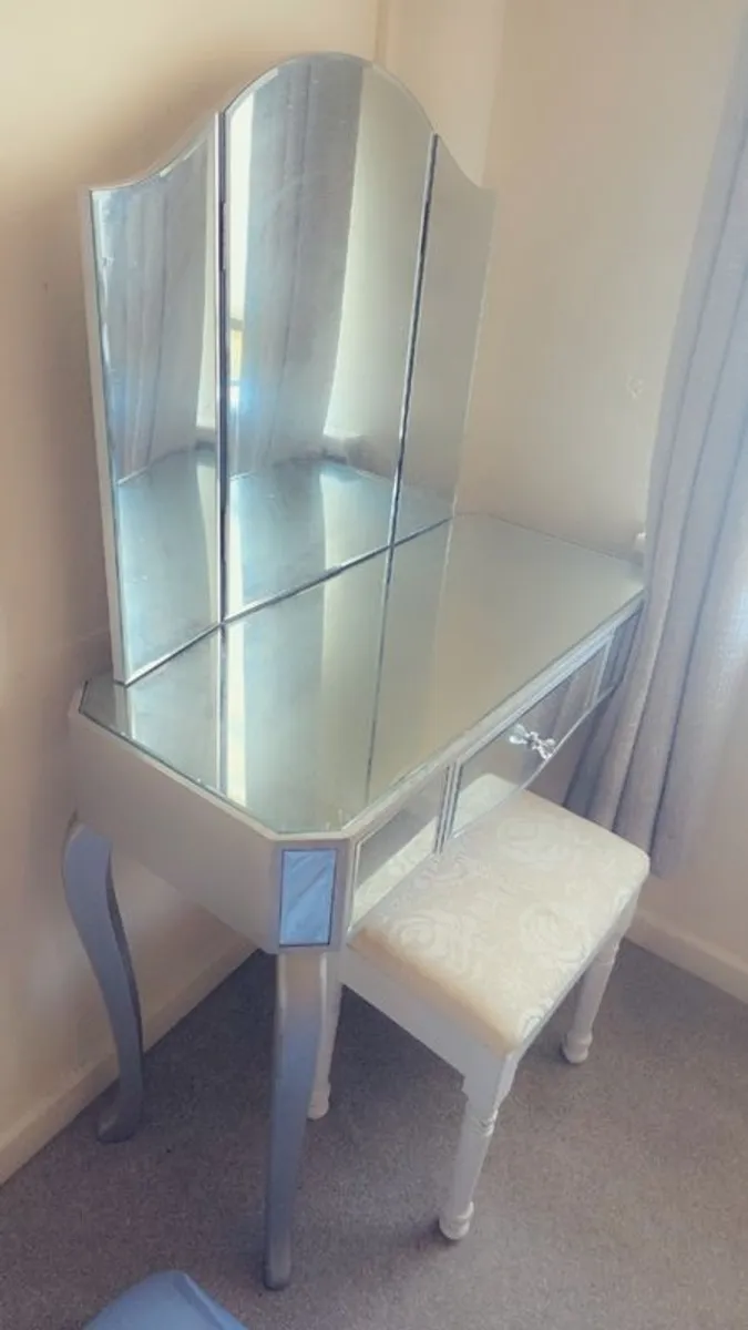 Vanity Table Dresser - Image 1