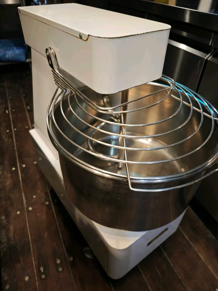 Professional Spiral Mixer 40L. - Image 1
