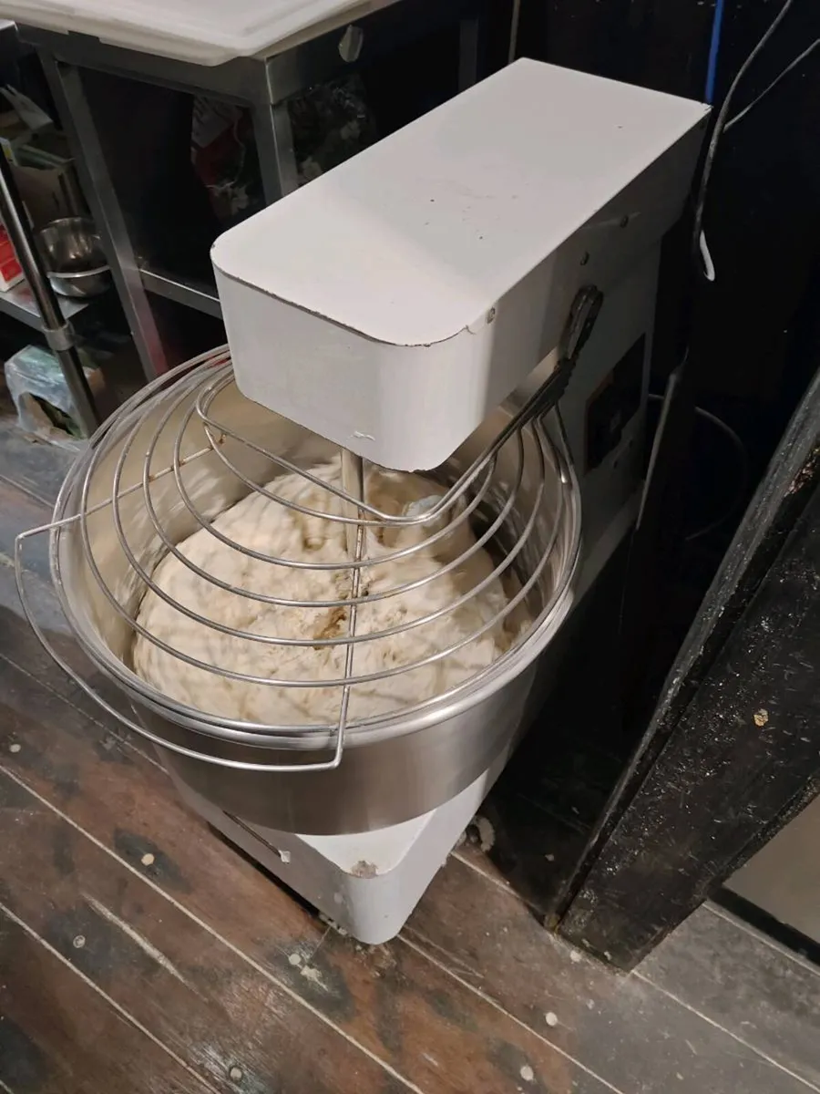 Professional Spiral Mixer 40L. - Image 3