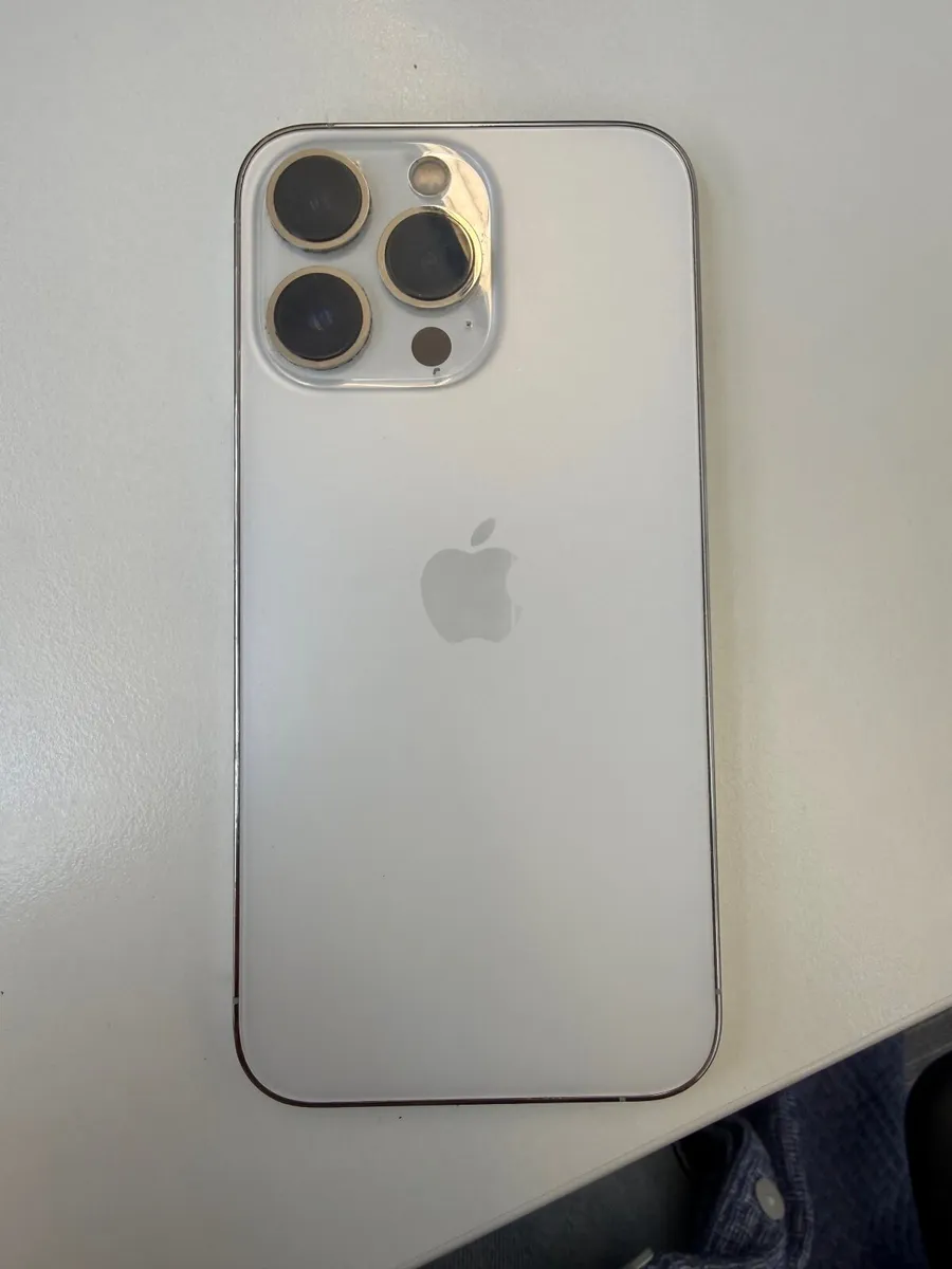 iPhone 13 Pro 256GB - Image 2