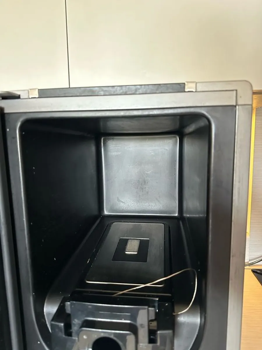 Fridge, Multi-Purpose Beverage & Wine Cooler / Water Dispenser (10L) - Image 3