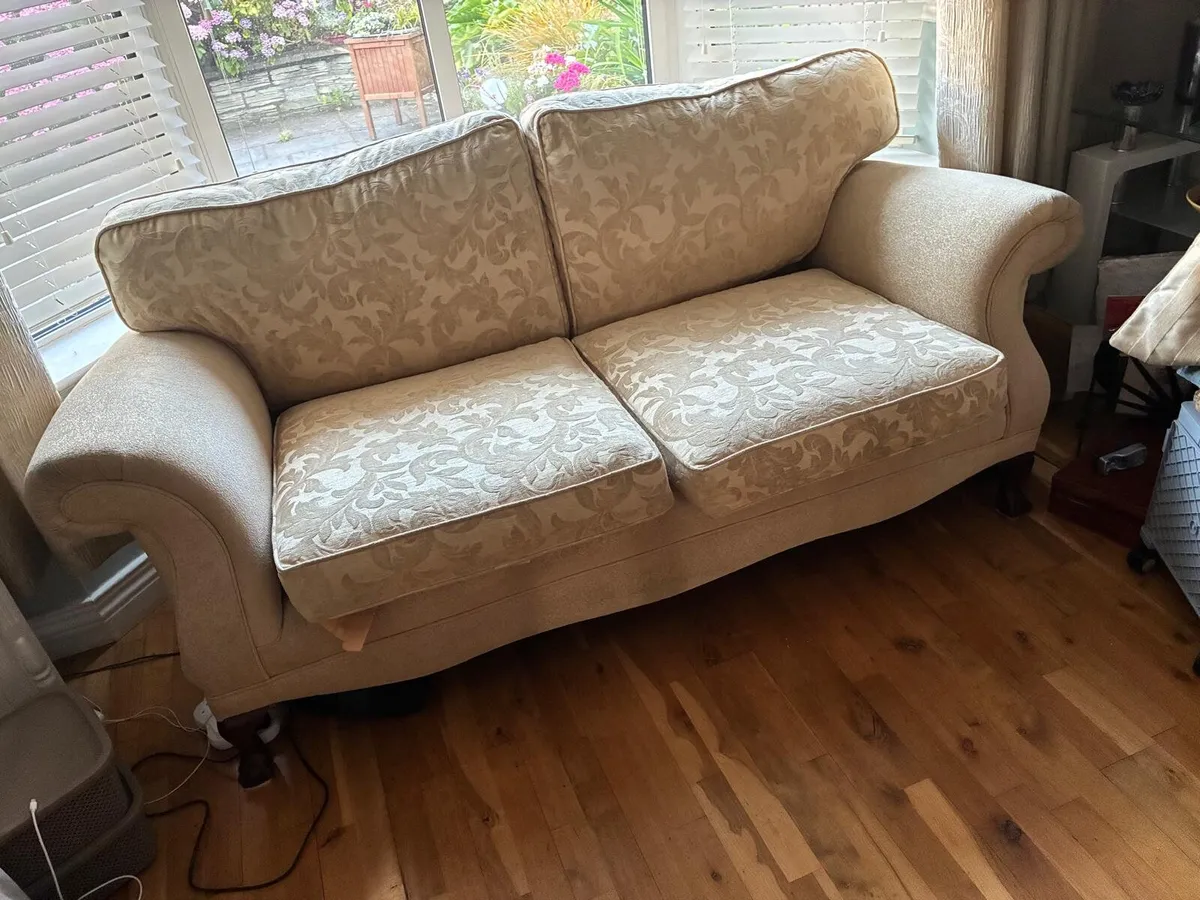 Quality 3-Piece Sofa Suite – 2-Seater & 2 Armchair - Image 1