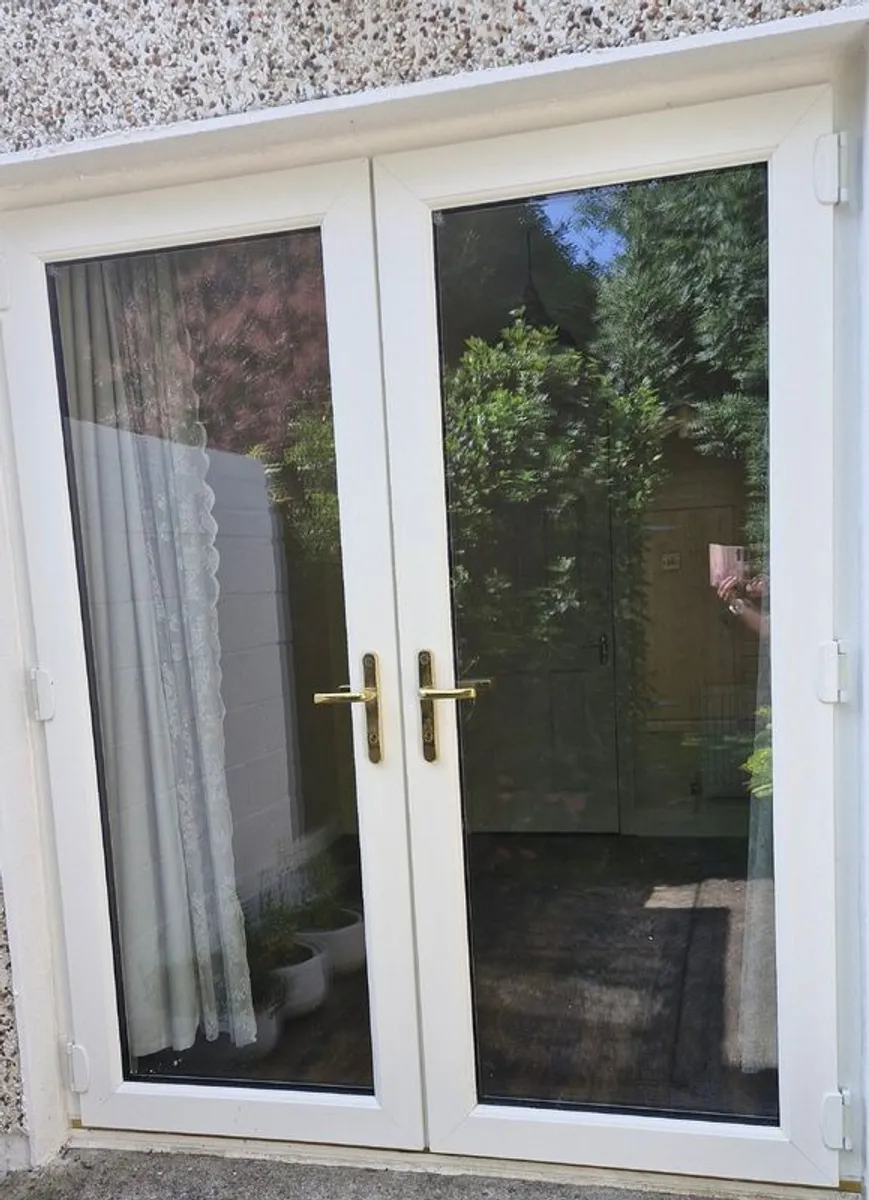 French doors treble glazed - Image 2