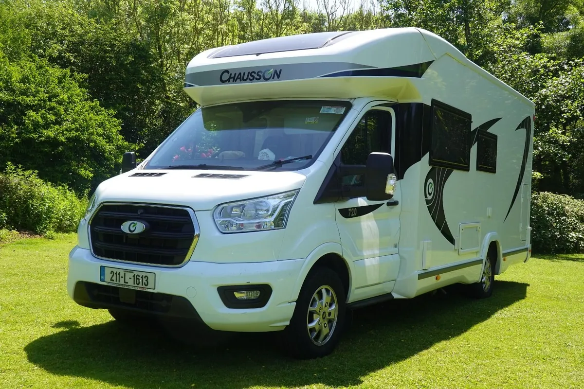 Chanson 720 Motorhome Campervan - Image 3