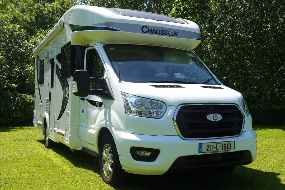 Chanson 720 Motorhome Campervan - Image 4