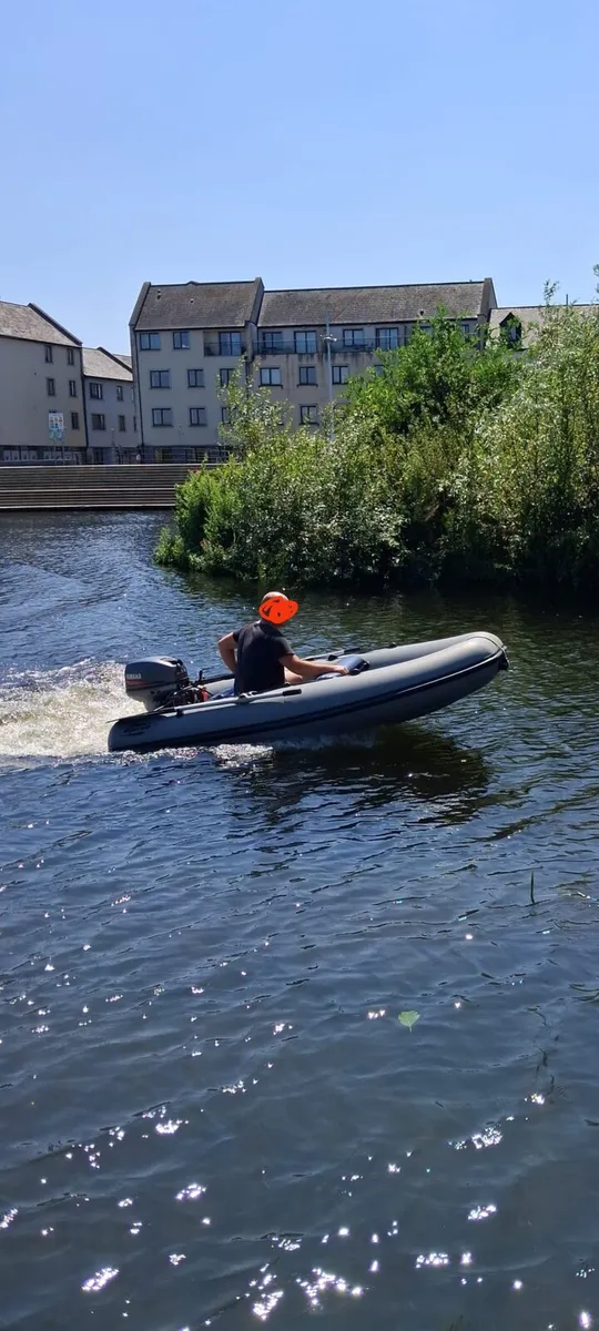 Inflatable 3 meter boat - Image 3