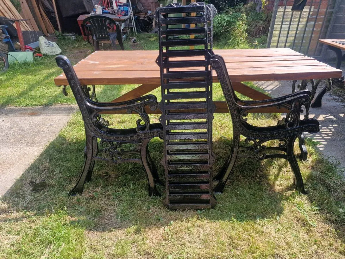 Cast iron Garden bench x2 - Image 1