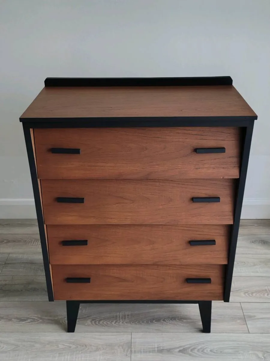 Mid century modern chest of drawers - Image 2