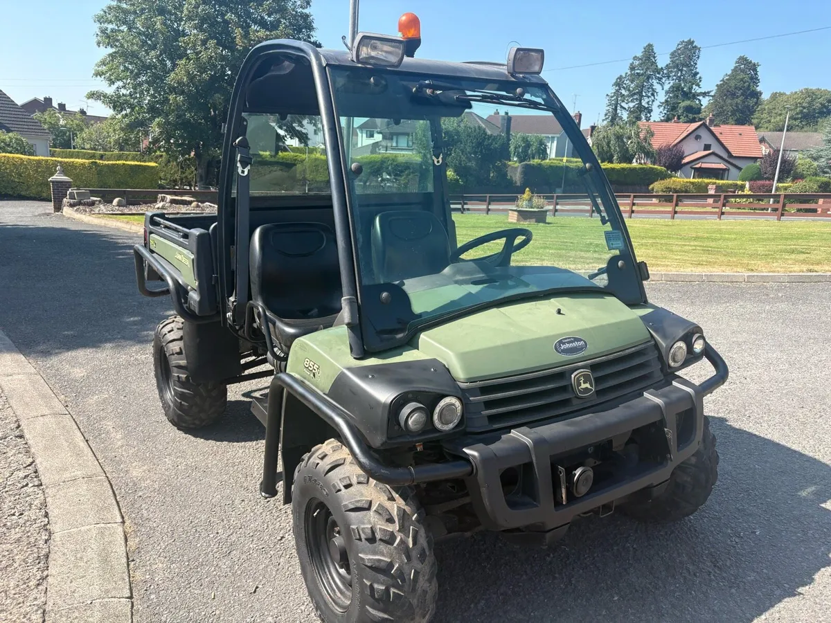 John Deere 2014 Road Registered Gator . - Image 1