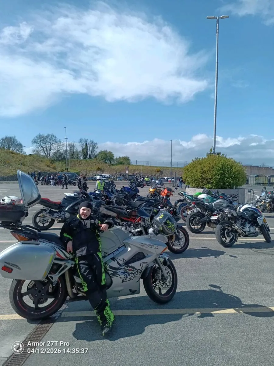 Honda vfr800 - Image 4