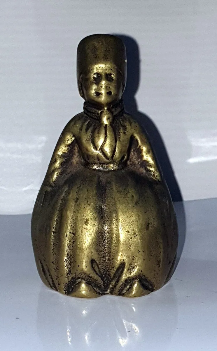 Vintage Solid Brass Lady Figurine Desk Bell - Image 4