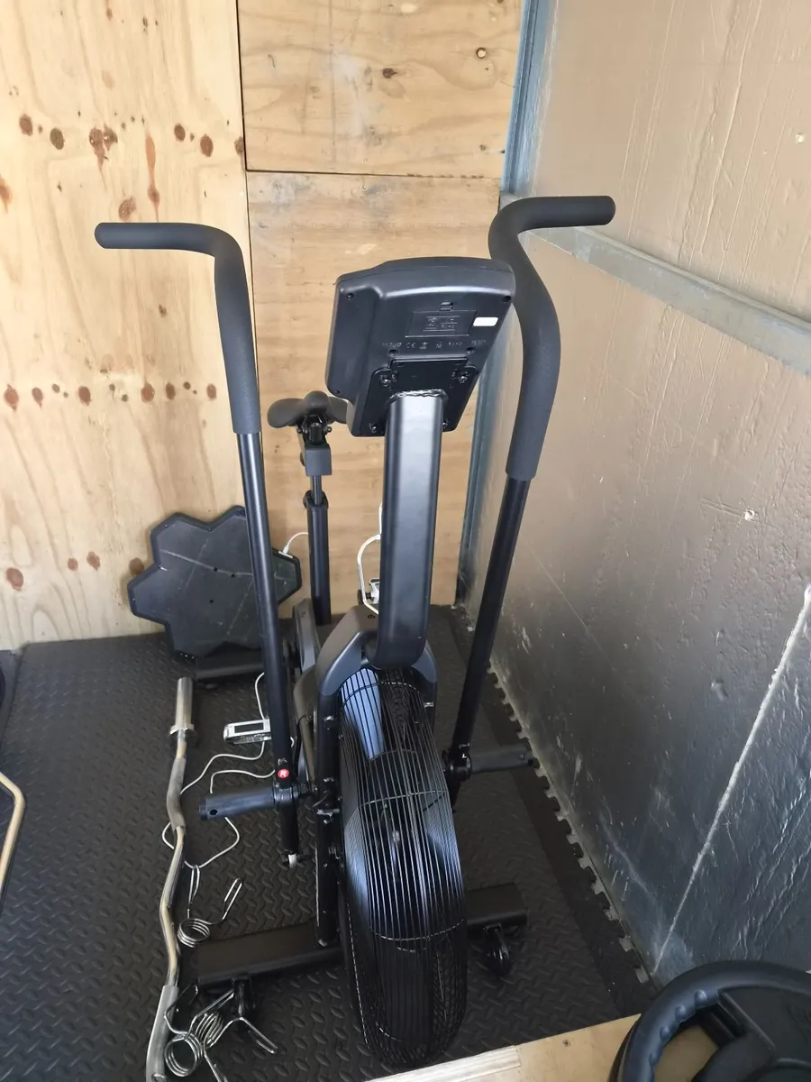 HIT Fitness Air Assault Bike - Image 2