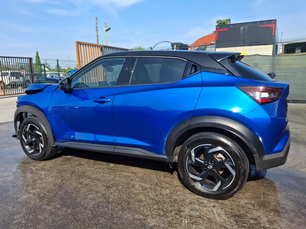 241 Nissan Juke  Premium  Hybrid - Image 3
