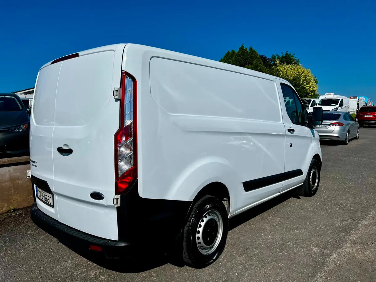 Ford Transit Custom 2023 - Image 4