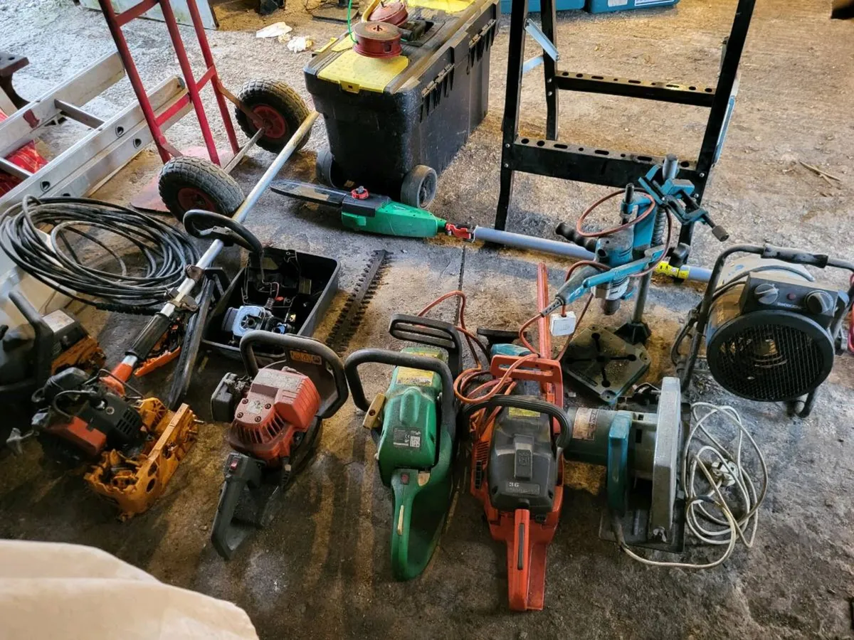 Garage clear out - Image 1
