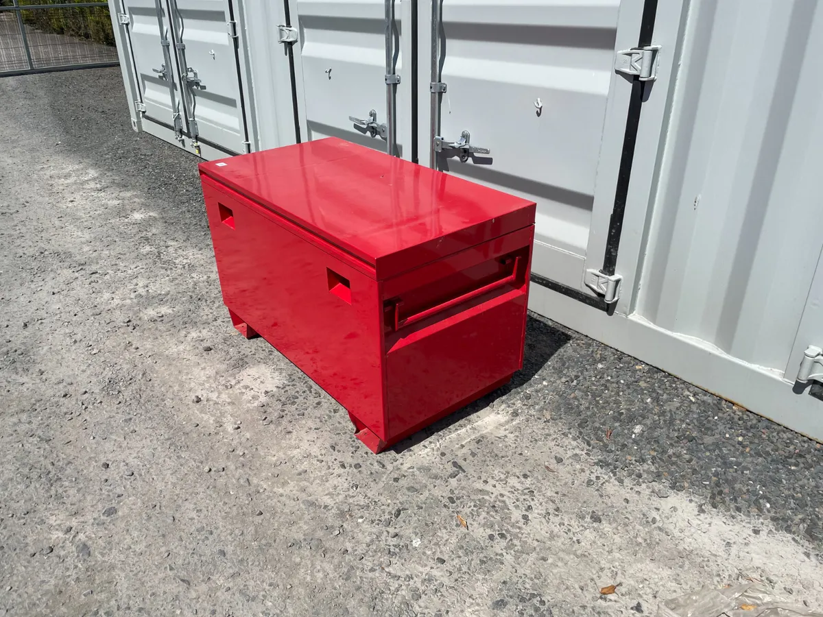 Large Job Box For Pickup **Online Auction** - Image 4