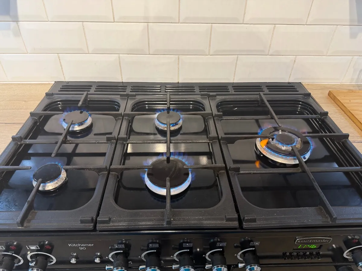 Rangemaster Kitchener 90 Dual Fuel - Image 2