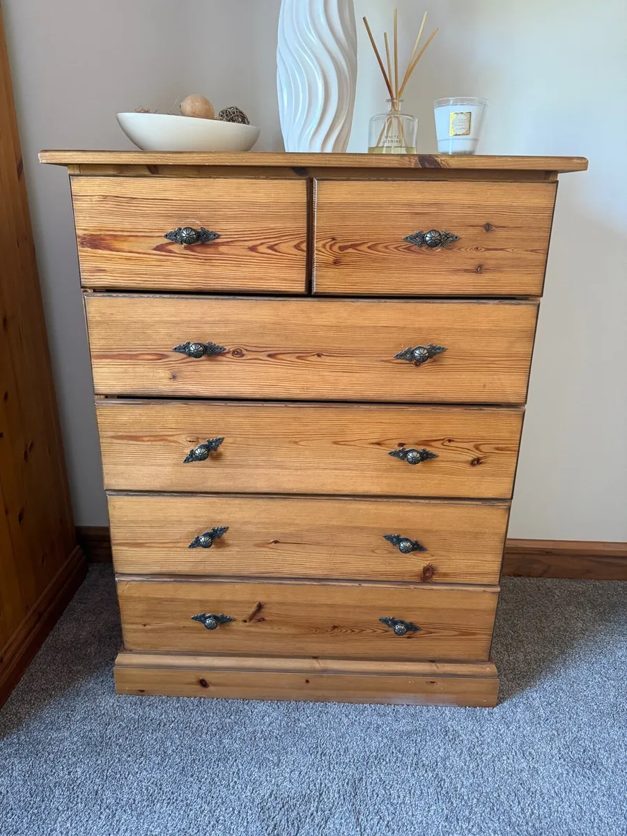 Full Bedroom Furniture - Image 1