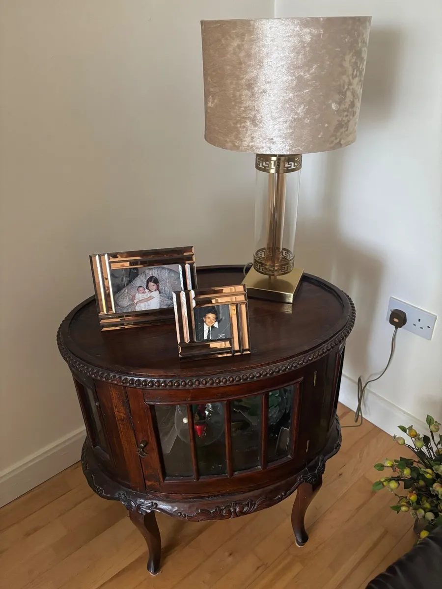 Drinks cabinet - Image 1