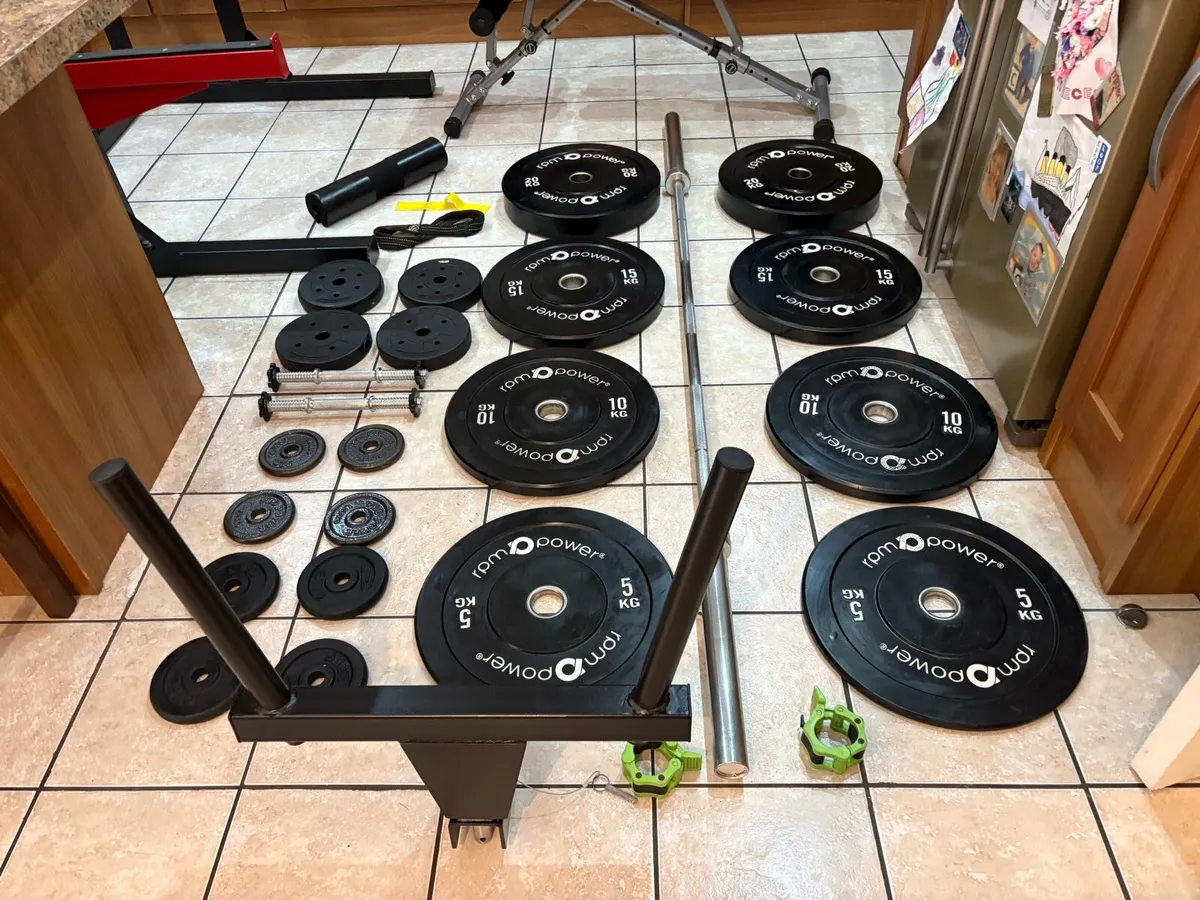 SERIOUS GYM SET, HEAVY SQUAT RACK + ALL IN PHOTOS! - Image 3