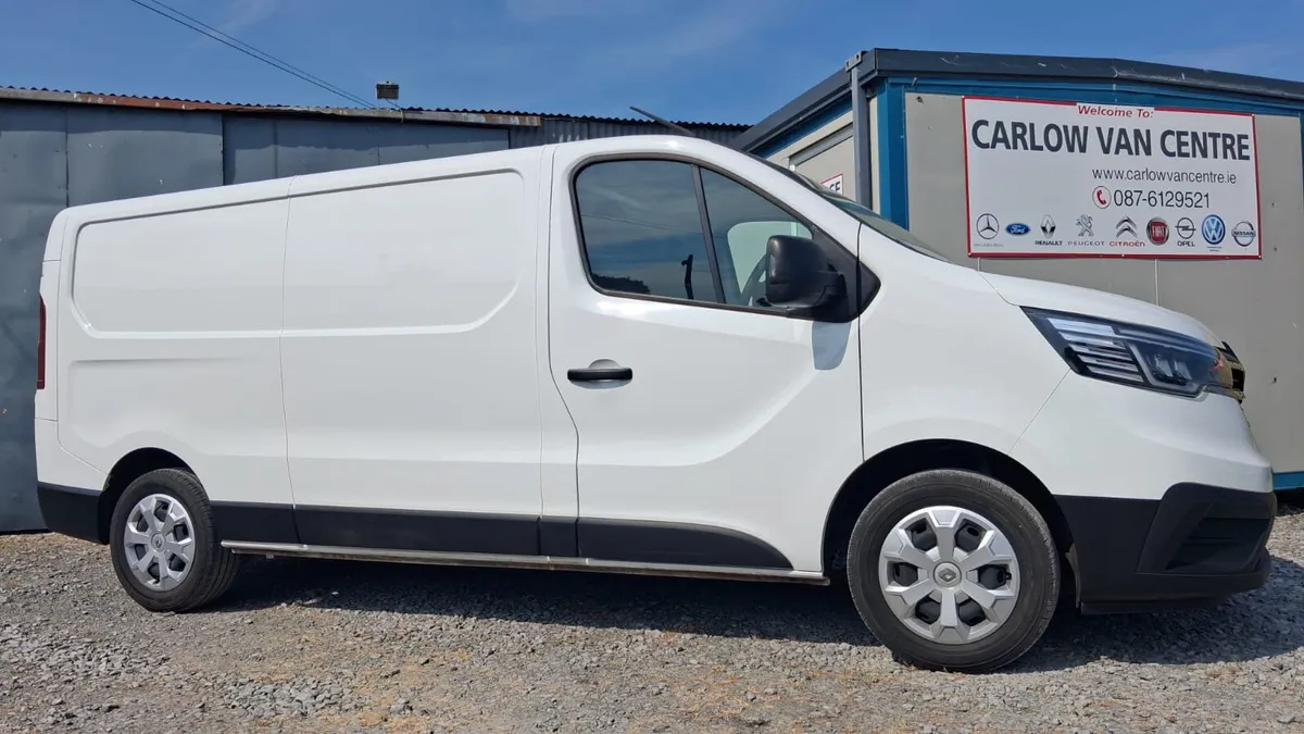 231 Renault Trafic 2.0 dci 120 business + - Image 2