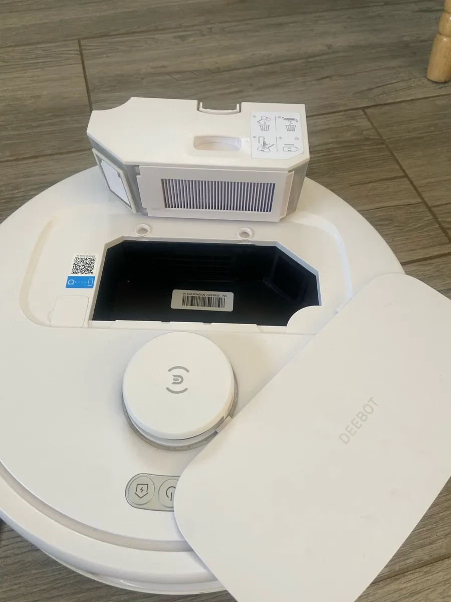 Ecovas Deebot N20e Robot hoover - Image 3