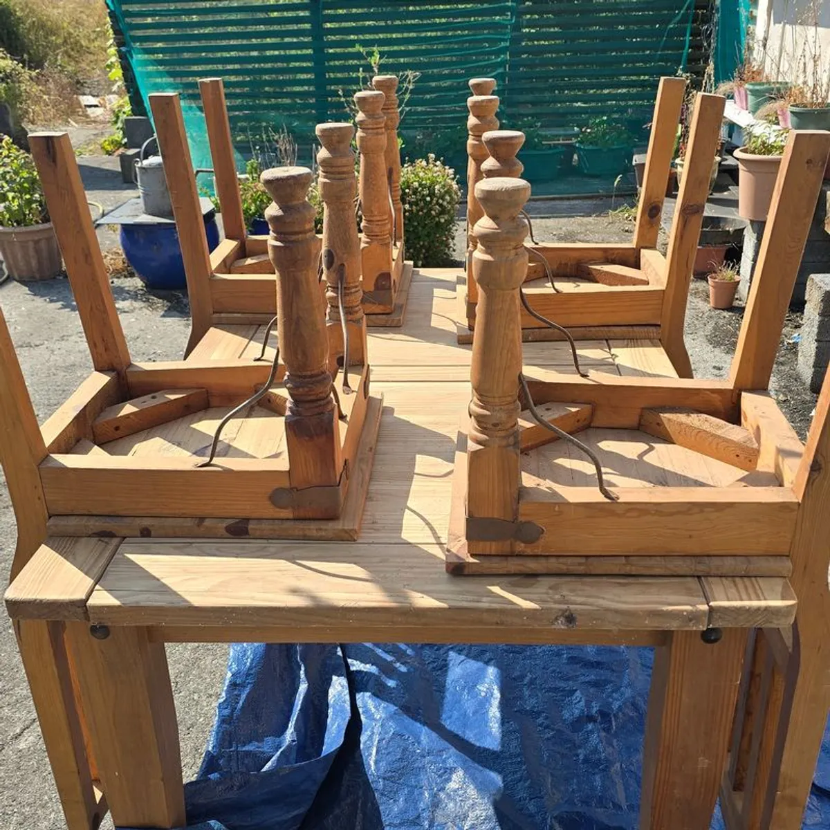 Solid Wooden Kitchen Table plus 4 Chairs Rustic Character - Image 4