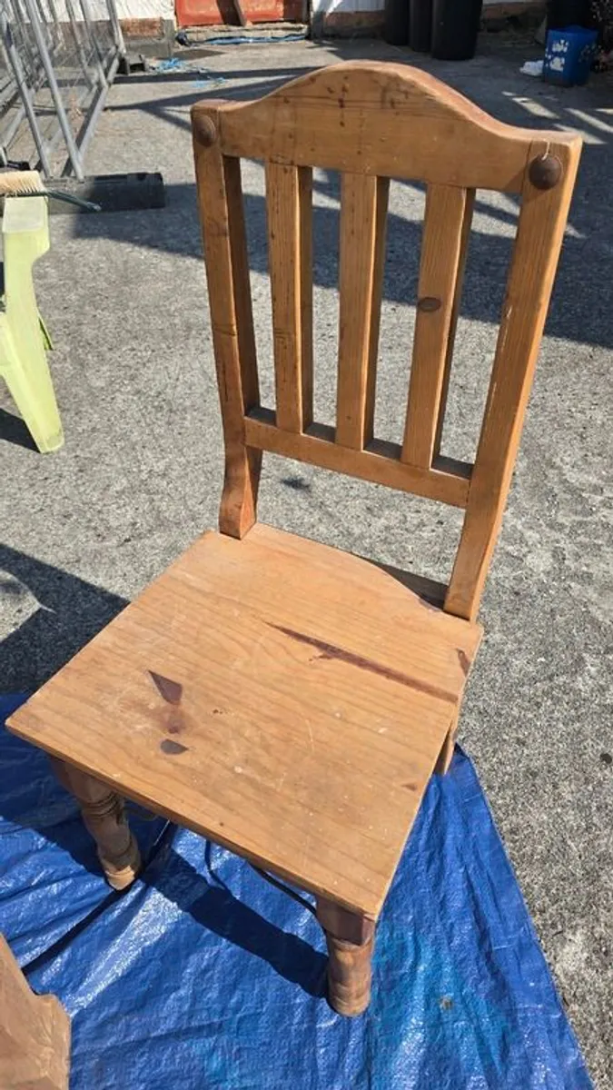 Solid Wooden Kitchen Table plus 4 Chairs Rustic Character - Image 2