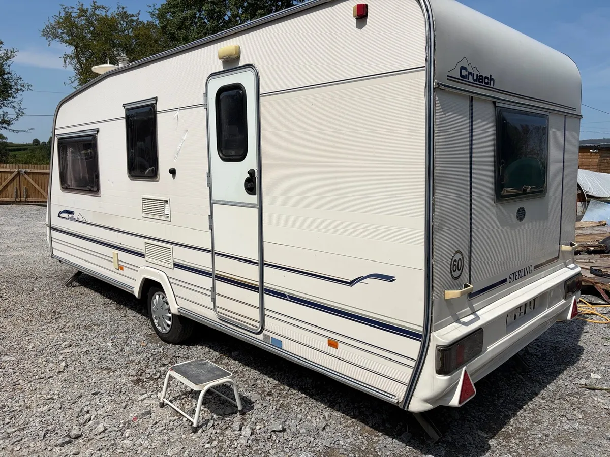 Sterling 4berth caravan and air awning - Image 2