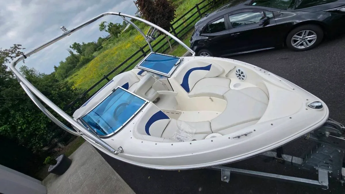 Larson 180 Sport Bowrider - Image 4