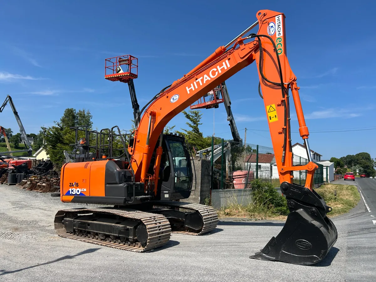 Year 2018 Hitachi ZX130LCN-6 - Image 4