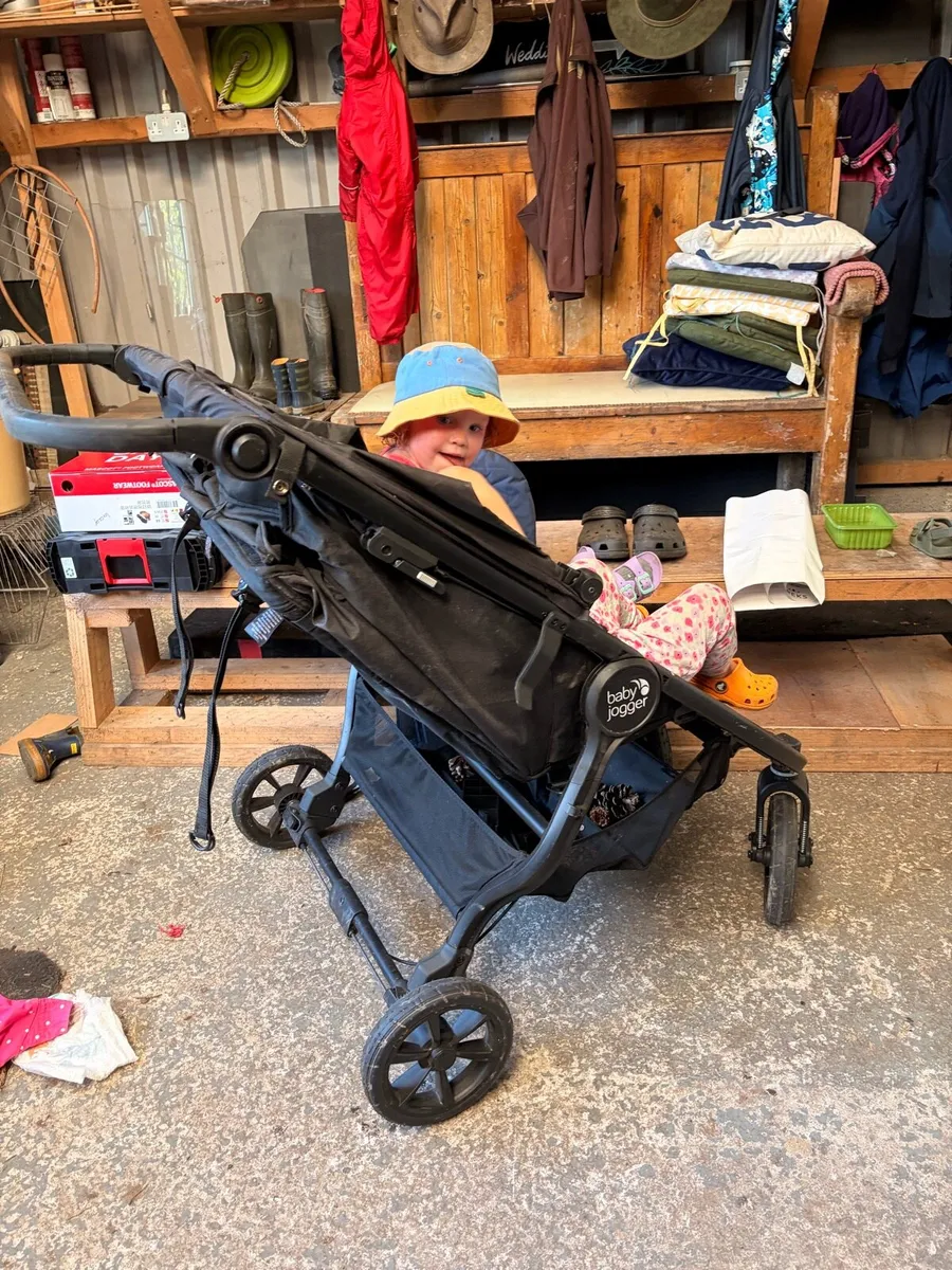 Baby jogger city mini GT2 double buggy - Image 3