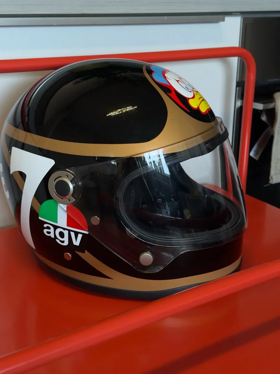 Helmet AGV X3000 Barry Sheene - Image 1