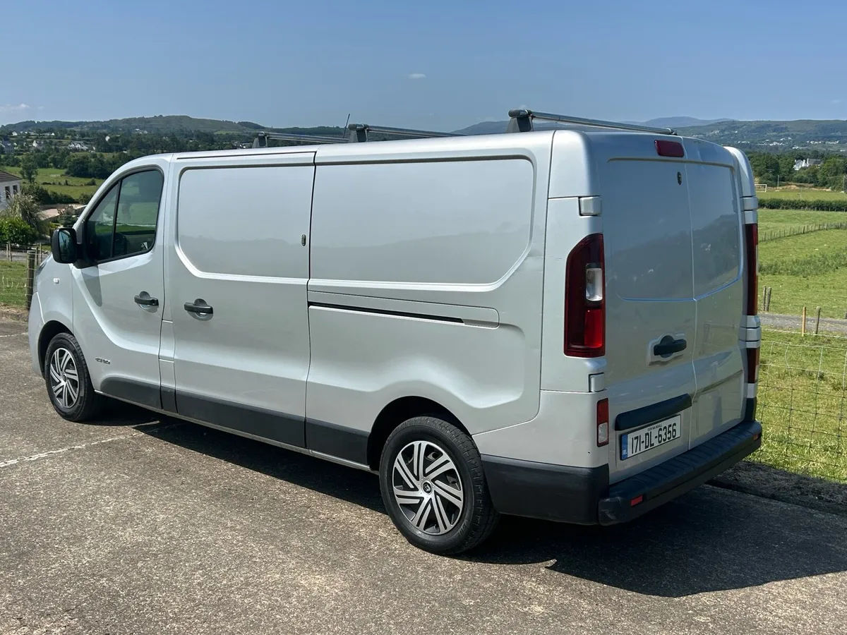 2017 Renault Traffic LWB Business + - Image 2